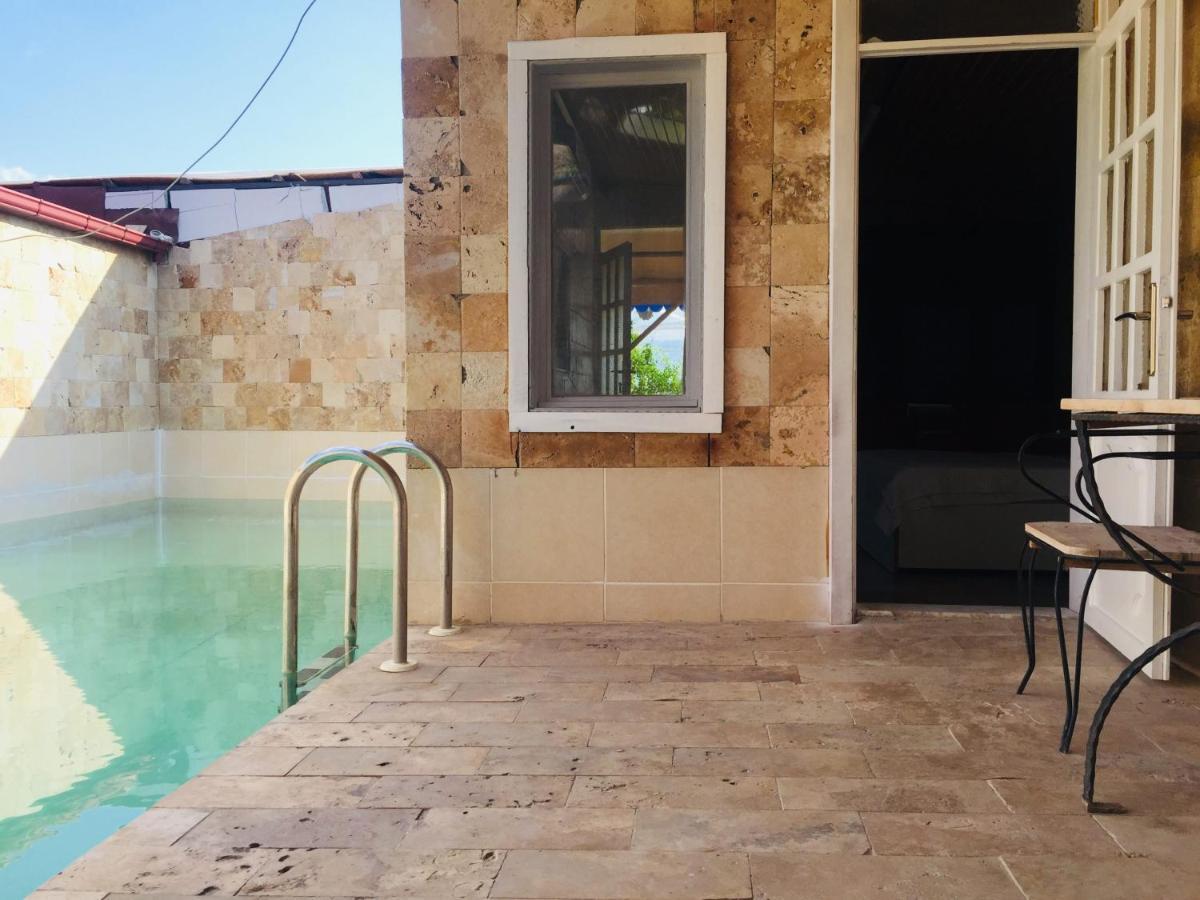 Joy Garden Bed and Breakfast Karahayit  Esterno foto